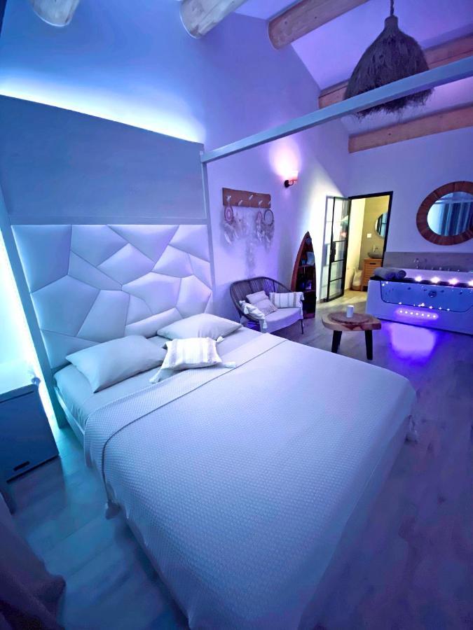 Villa Cocoon - Love Room Cocooning & 50 Nuances キュージュ・レ・パン エクステリア 写真